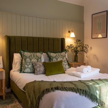 The Peacock Inn Chelsworth Eksteriør billede