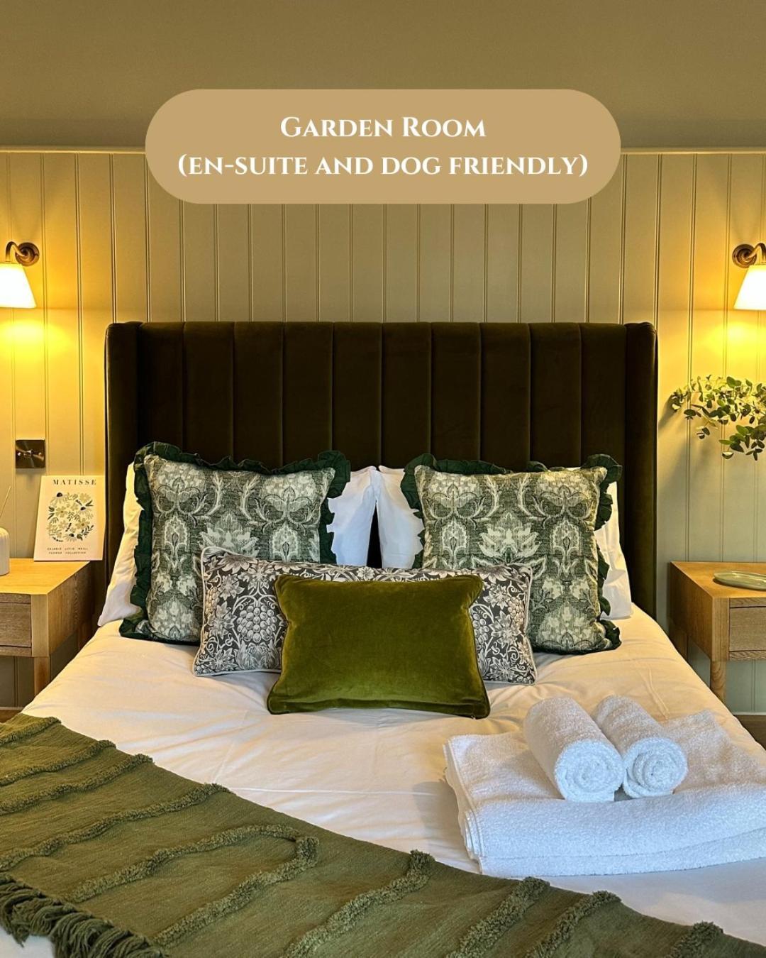 The Peacock Inn Chelsworth Eksteriør billede